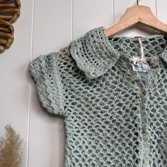 Free People crochet top collard button-front knit cotton XS boho preppy - Picture 4 of 8